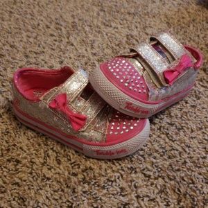 Girl's Skechers Light Up Shoes